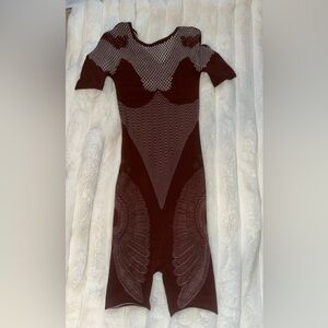 POSTER GIRL Brown short sleeve bodysuit